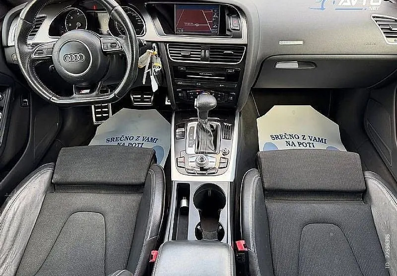 Notranja slika - Audi A5 - Coupe  2.0 TDI - 9
