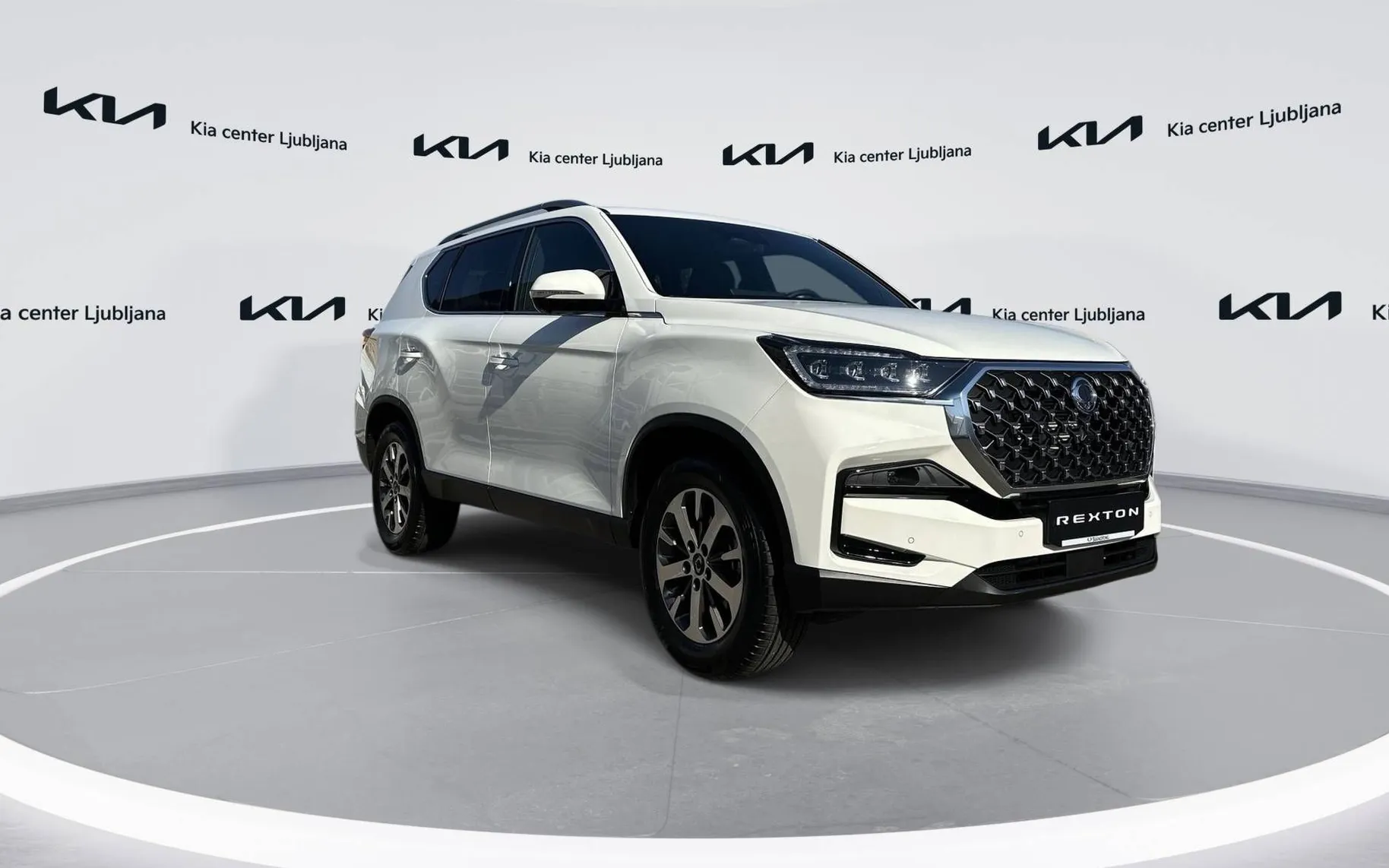 Zunanja slika - KG Mobility Rexton - 2.2 XDI LIMITED EXCLUSIVE PANORAMA+ 4x4 A T - 3