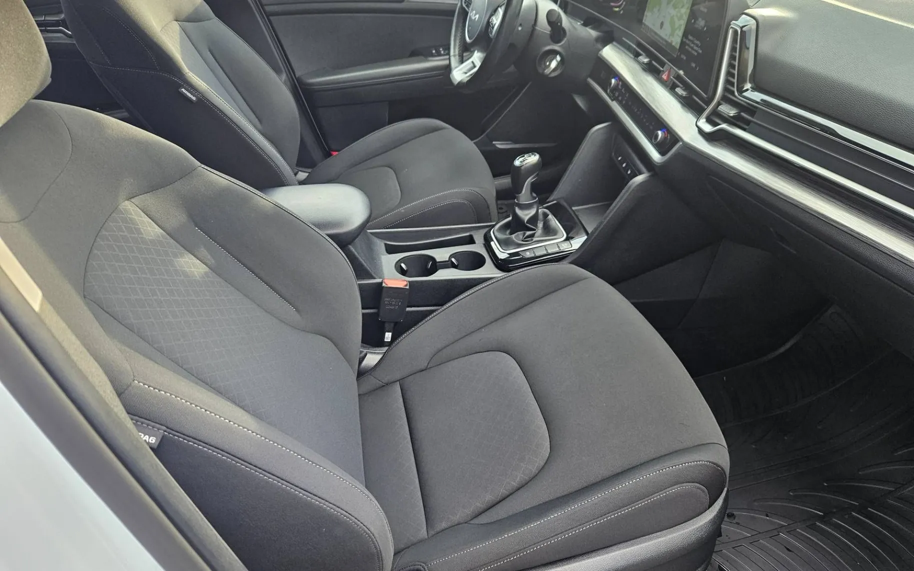 Notranja slika - KIA Sportage - 2WD 1.6 T-GDI LX Fresh 1.LASTNIK SLO VIRTUAL KAMER - 9