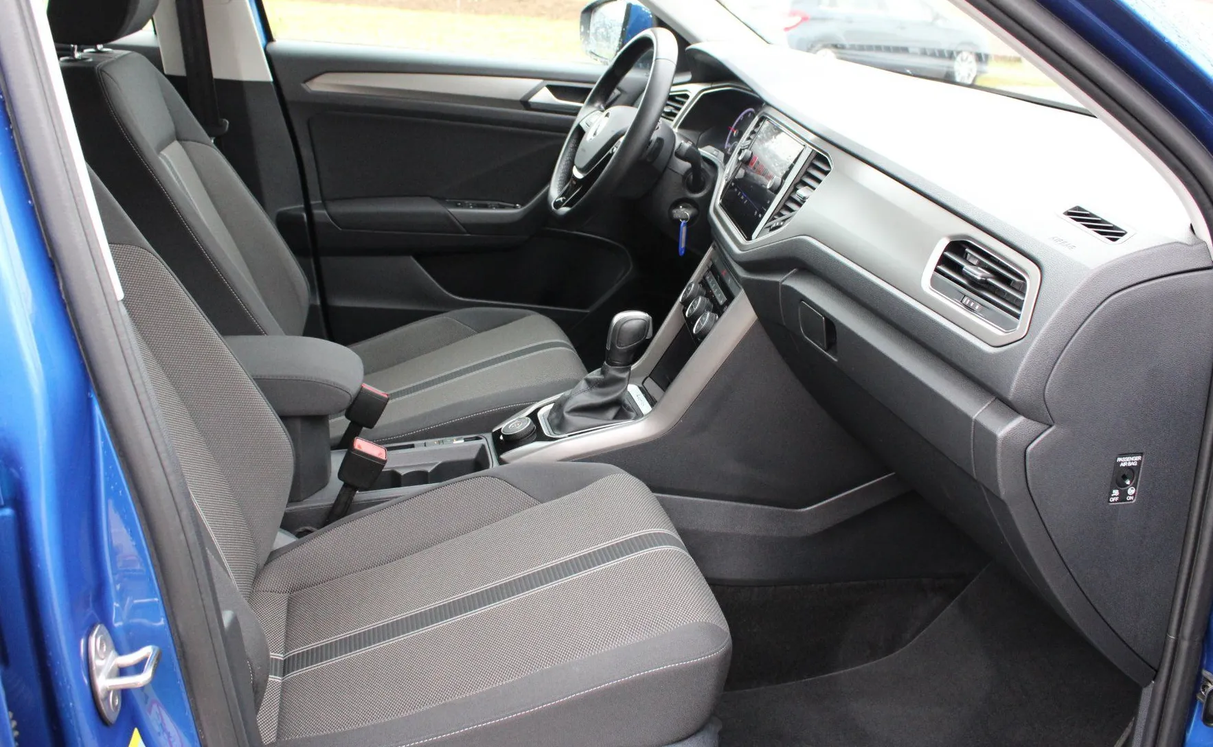 Zunanja slika - Volkswagen T-Roc - 2.0 TDI 4MOTION avt. Style 110  150  NAVI PDC ALU - 14