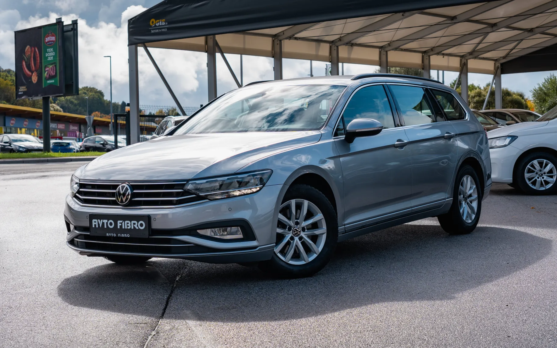 Zunanja slika - Volkswagen Passat - Variant 2,0 TDI BMT SCR Business DSG - 1