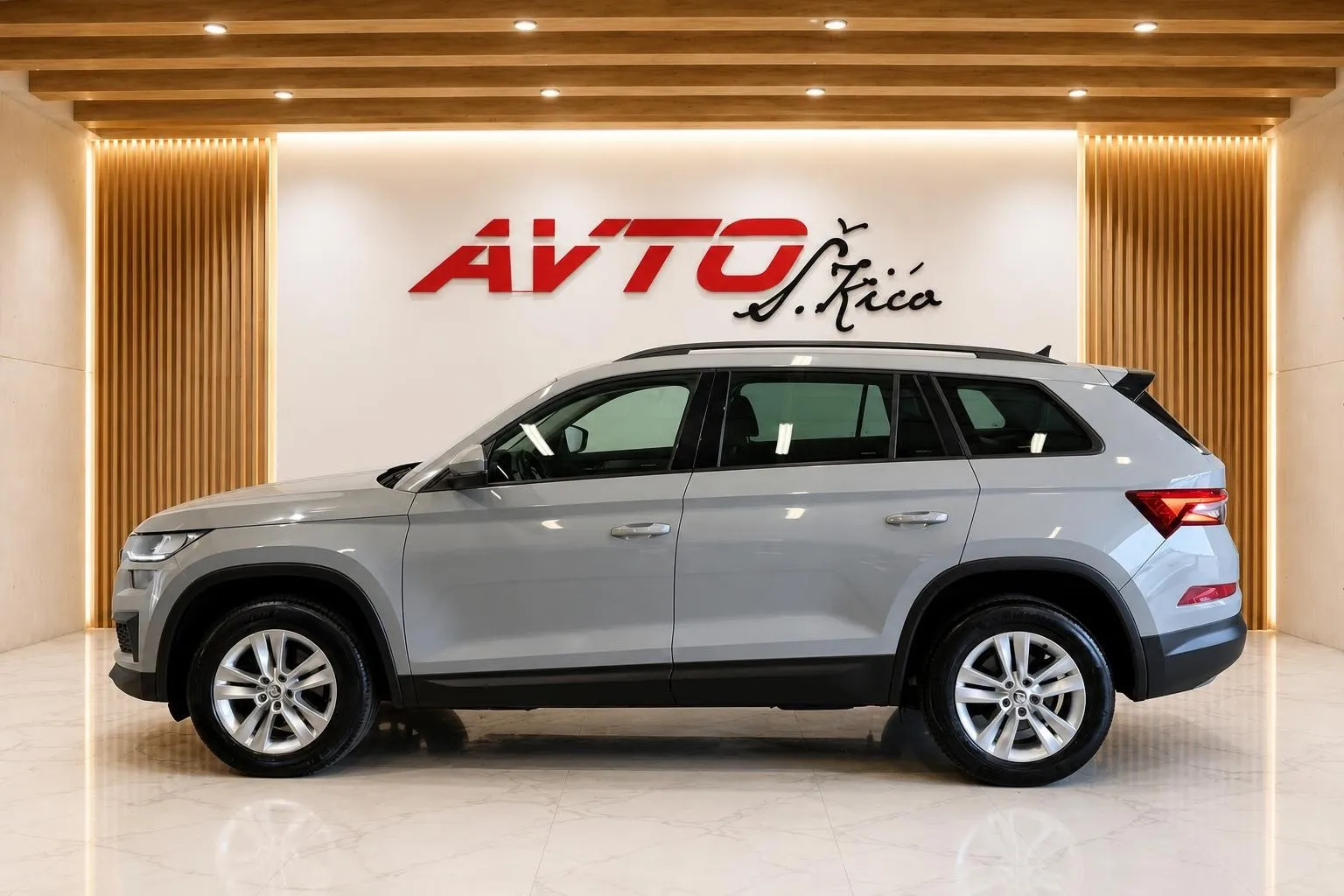 Zunanja slika - Škoda Kodiaq - 2.0 TDI-DSG-LED-KAMERA-ACC-PDC-NAVI-VLEČNA KLJUKA - 5