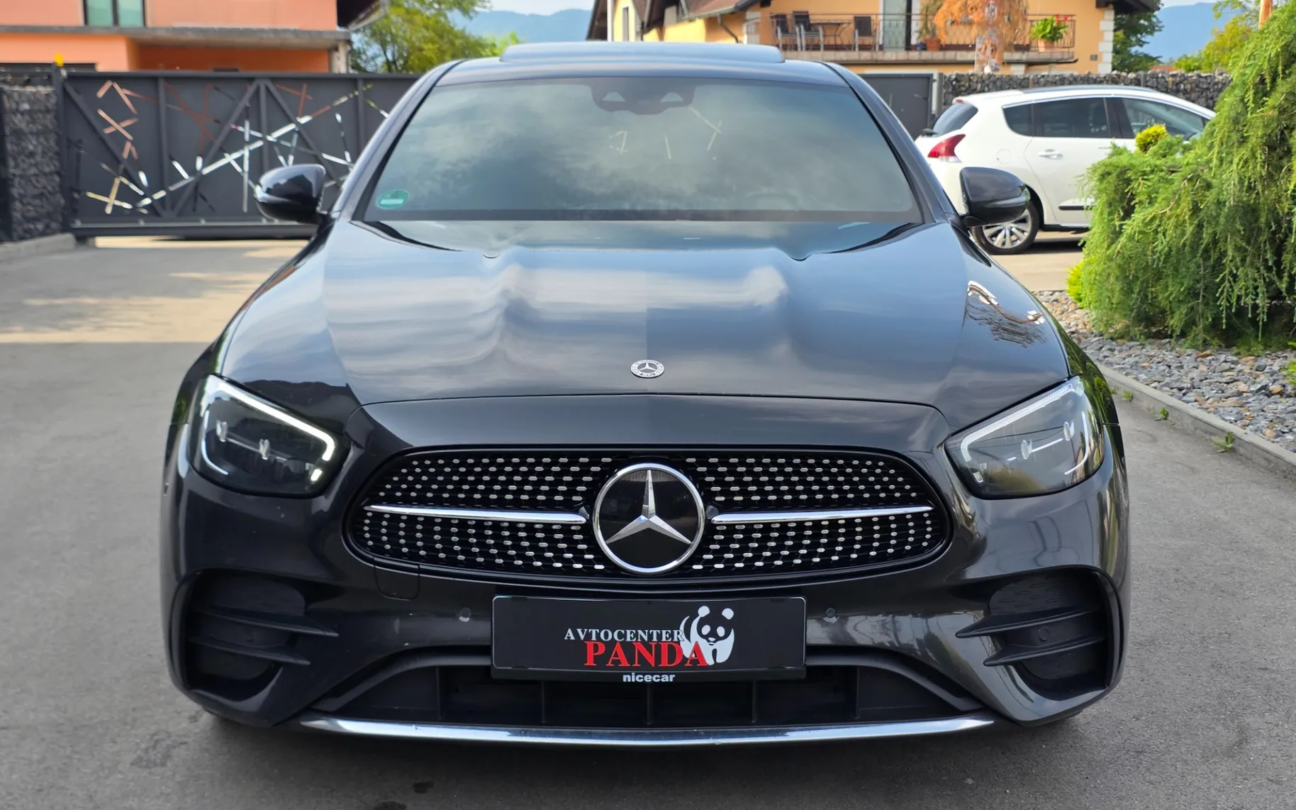 Zunanja slika - Mercedes-Benz E-Razred - E 300 d 4MATIC AMG Line Avt. - 7