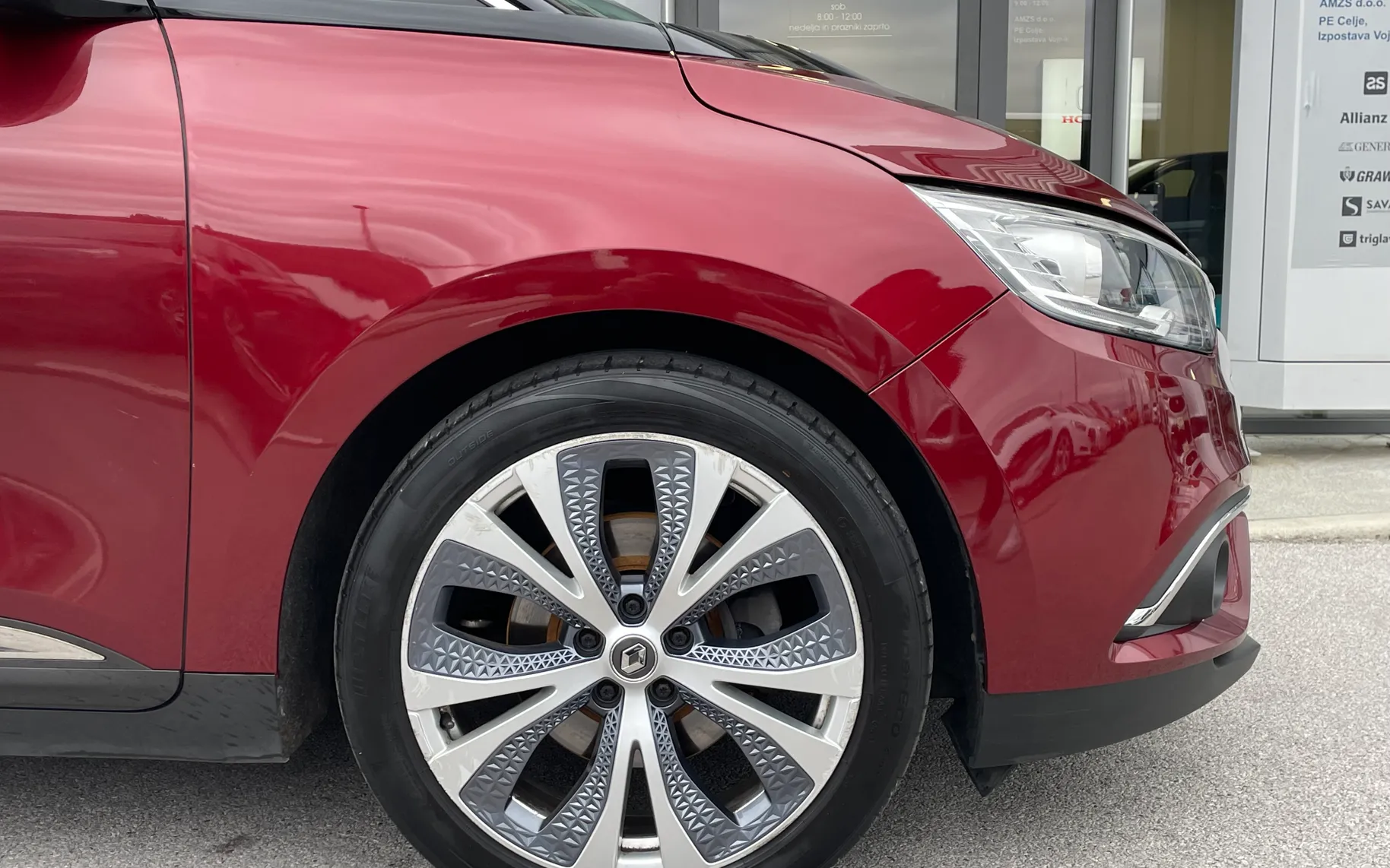 Zunanja slika - Renault Scénic - BLUE-1.7-DCi-INITIALE-PARIS-NAVI-LED-SLO-TOP - 7