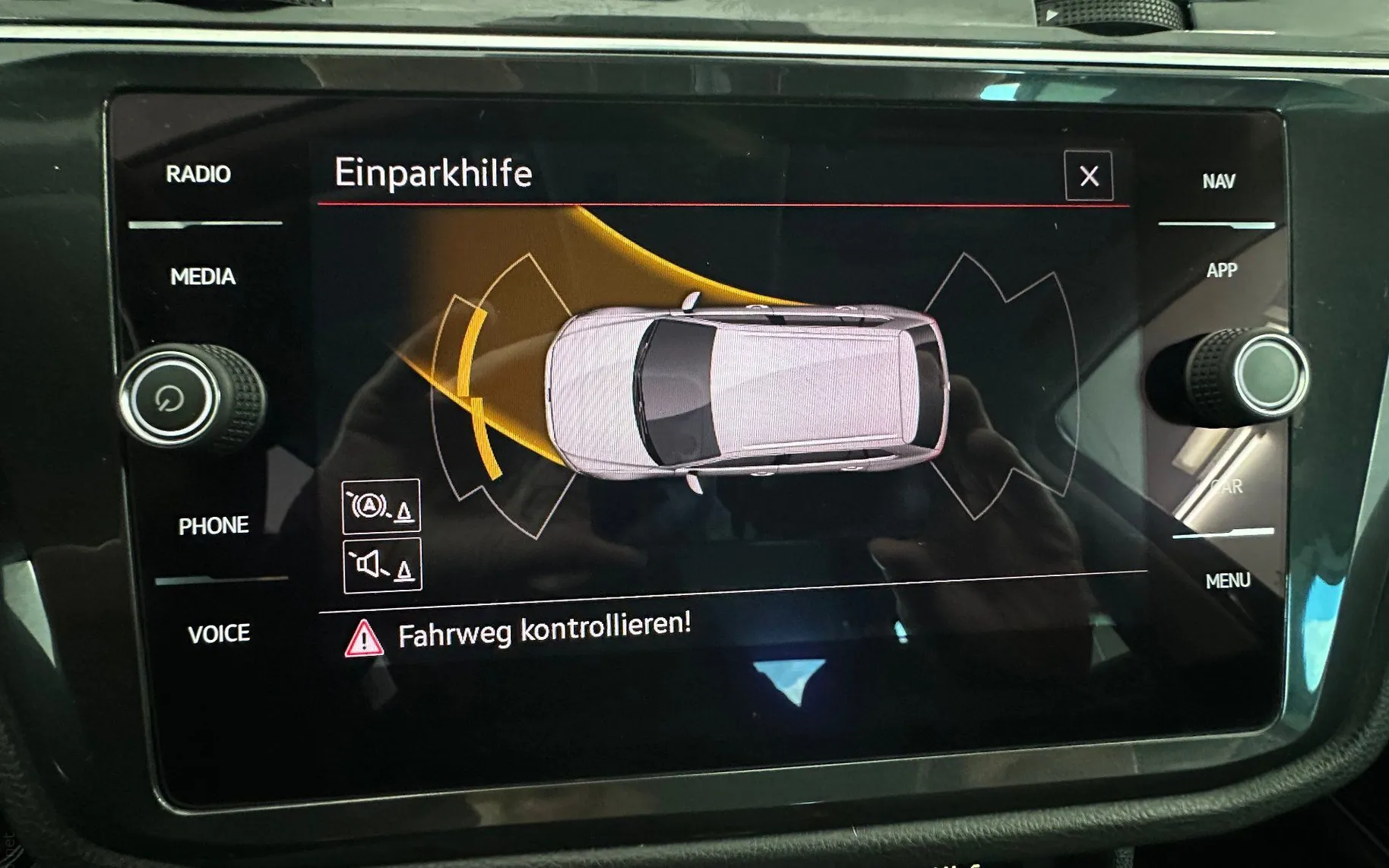 Zunanja slika - Volkswagen Tiguan - 2.0 TDI 110kW.NEMŠKI+4ALU.NAVI.AUT.GRET.SED.LED - 15