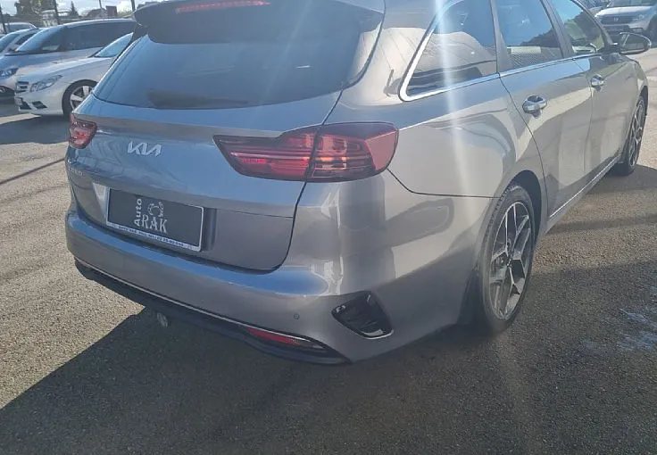 Zunanja slika - KIA Ceed - SW  SW 1.5 T-GDI EX Vision GARANCIJA,1.LAST. - 6