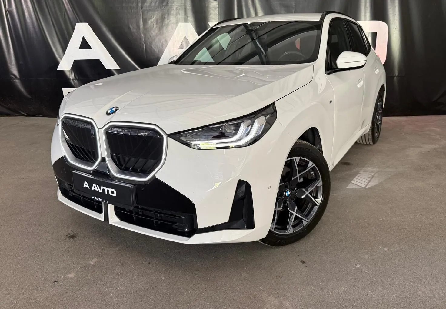 Zunanja slika - BMW X3 - serija : xDrive20d Avt. MSPORT-KAM360-VK-HUD-F.ASSIS.-LED.. - 1
