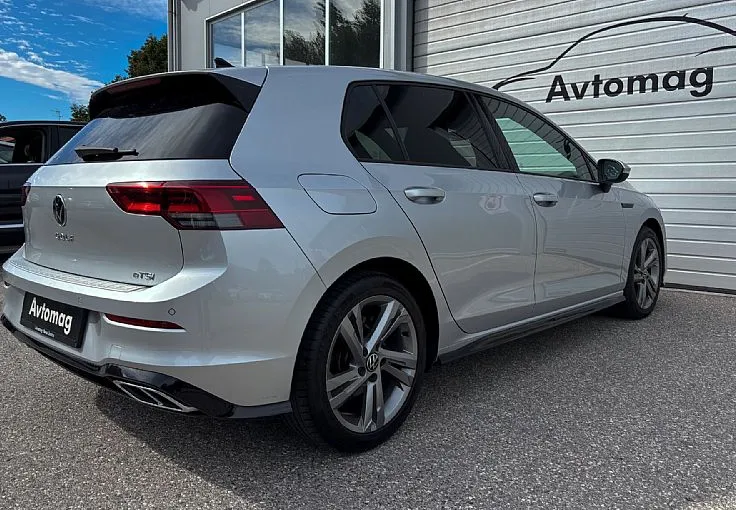 Zunanja slika - Volkswagen Golf - 1.5 eTSI R-Line DSG - 5