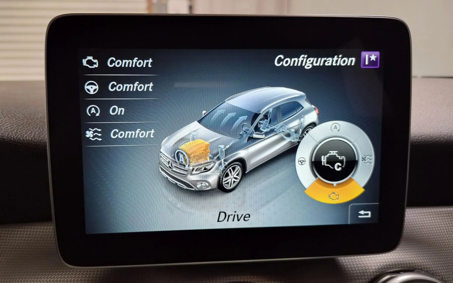 Zunanja slika - Mercedes-Benz GLA-Razred - GLA 200 d Avt.URBAN 1.LAST SLO TEMP KAM KEYLESS - 11