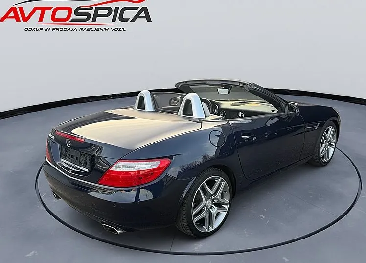 Zunanja slika - Mercedes-Benz SLK-Razred - SLK 250 CDI Aut.  - NA OBROKE - - 4