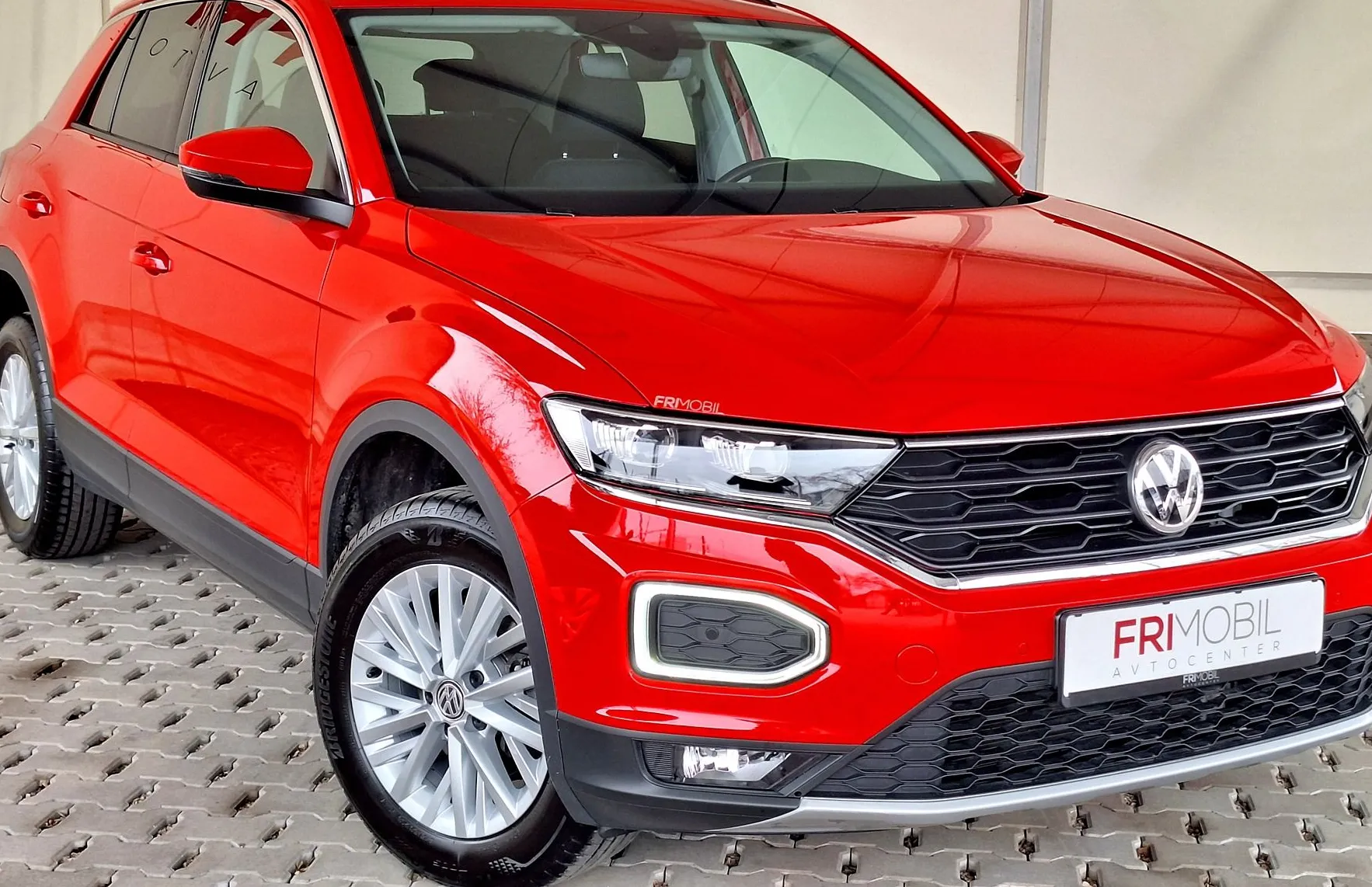 Zunanja slika - VW T-Roc - 1.0 TSI Style•PARK.SENZORJI•ACC•MRTVI KOTI•SLO• - 2