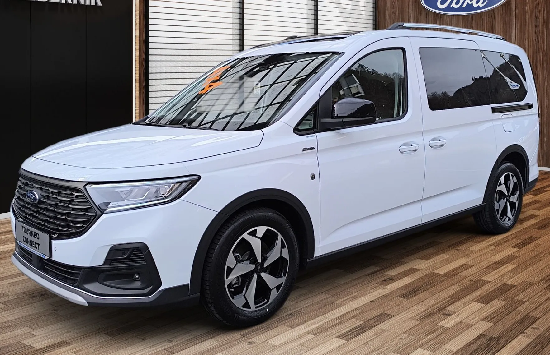 Zunanja slika - Ford Tourneo Connect - ACTIVE 2.0 TDCi 122PS M6 AWD - NA ZALOGI - 1