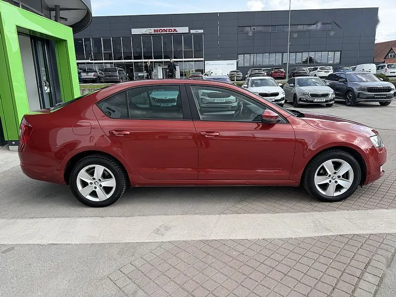 Zunanja slika - Škoda Octavia - 1.6 TDI 81 kW - SLO. - 1. LASTNIK - - 8