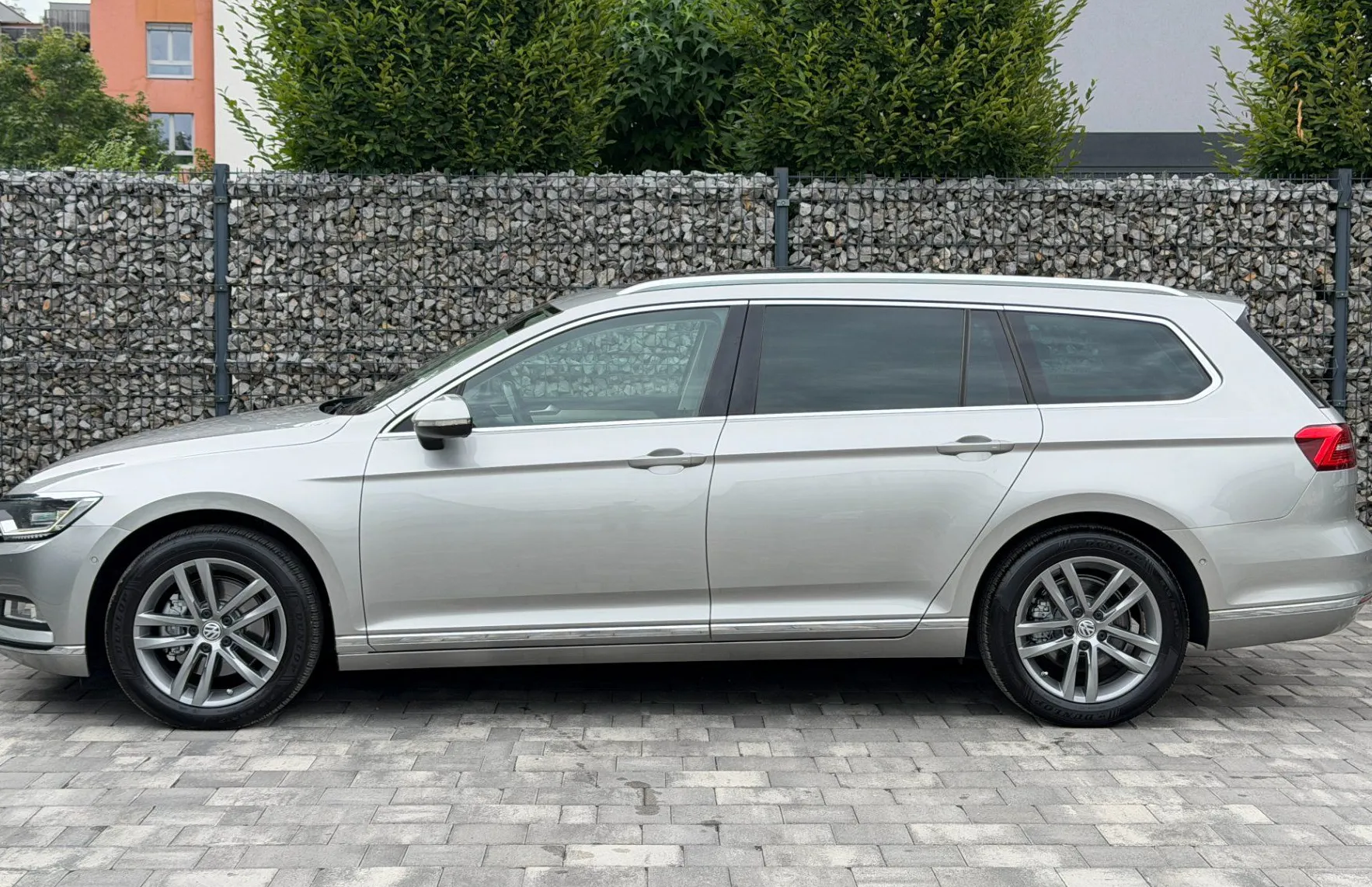 Zunanja slika - Volkswagen Passat - Variant 2.0 TDI Highline |PANO|POTRJ.SERV|KAM|GR.SED|NAVI - 8
