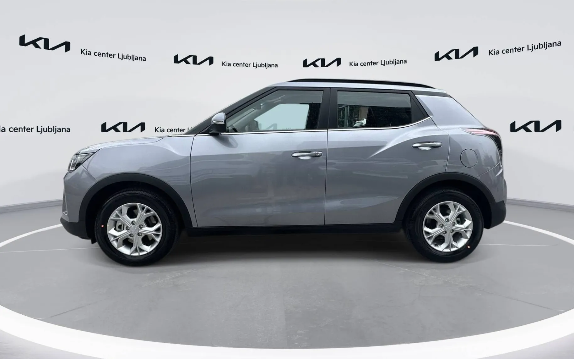 Zunanja slika - SsangYong Tivoli - 1.5 T-GDi Fresh 2WD A T - 8