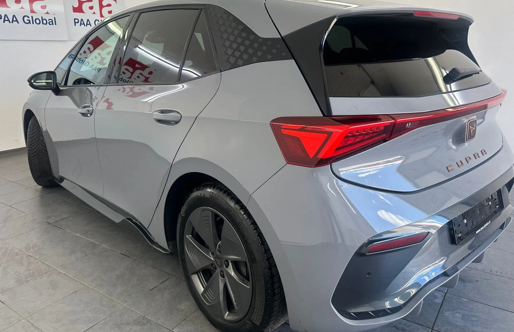 Zunanja slika - Cupra Born - 150kW-62 KW BATERIJA.KAMERA.NAVI.ALKANTARA.ACC.TOP - 5