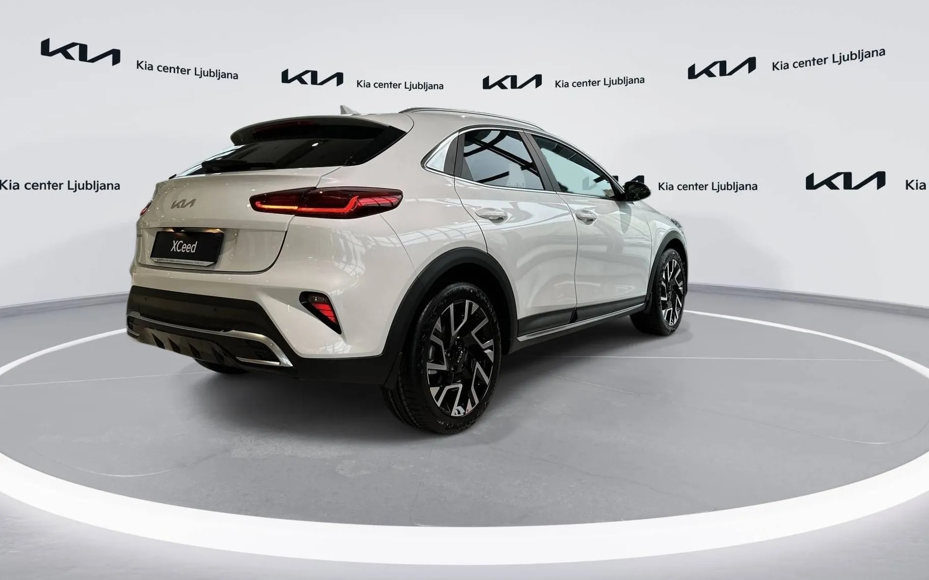 Zunanja slika - KIA XCeed - 1.0 T-GDi EX Way ISG. MT - 4