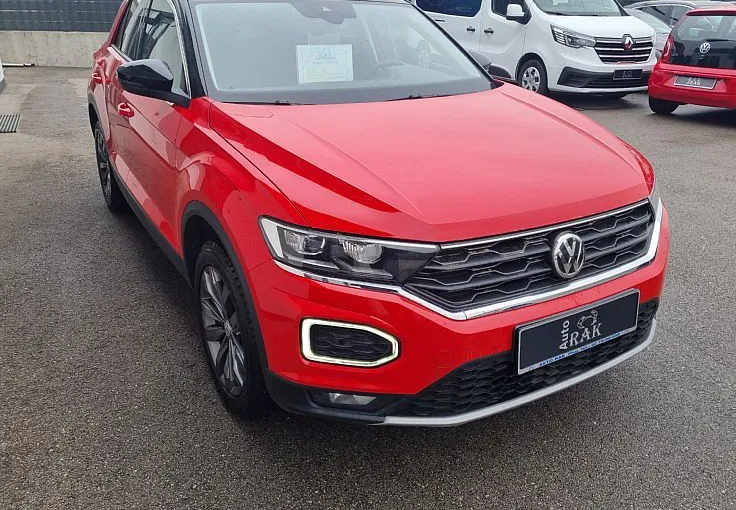 Zunanja slika - Volkswagen T-Roc - 1.6 TDI Style 85  LED.ACC.GRETJE SEDEŽEV - 4