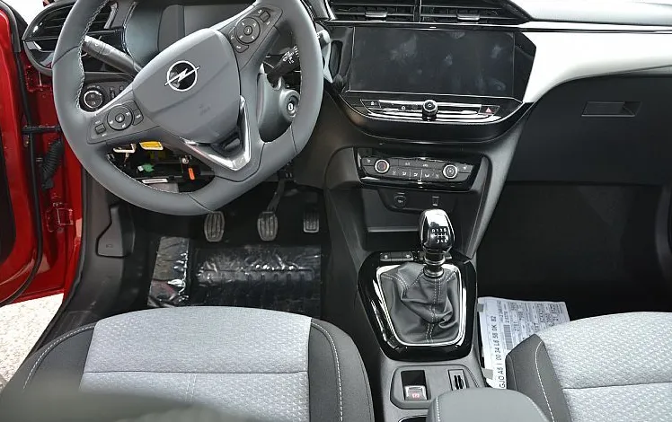 Zunanja slika - Opel Corsa - 1.2 TURBO 74KW EDITION - 7