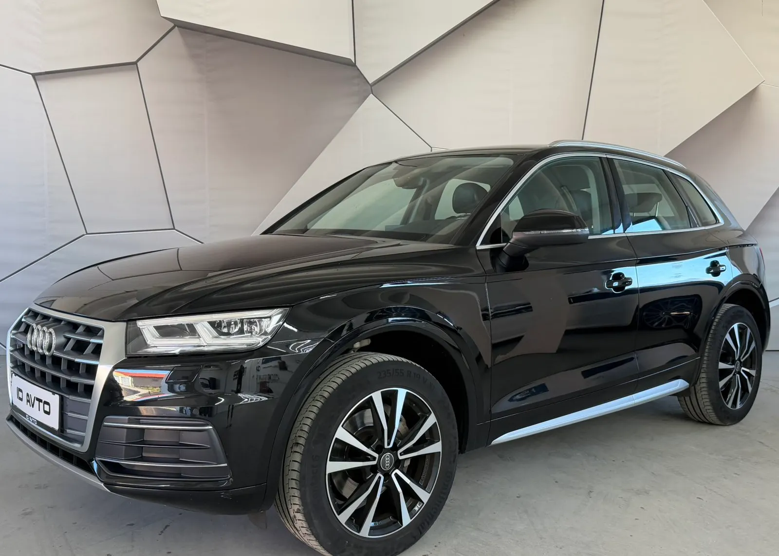 Zunanja slika - Audi Q5 - quattro 2,0 TDI Sport S tronic - 2