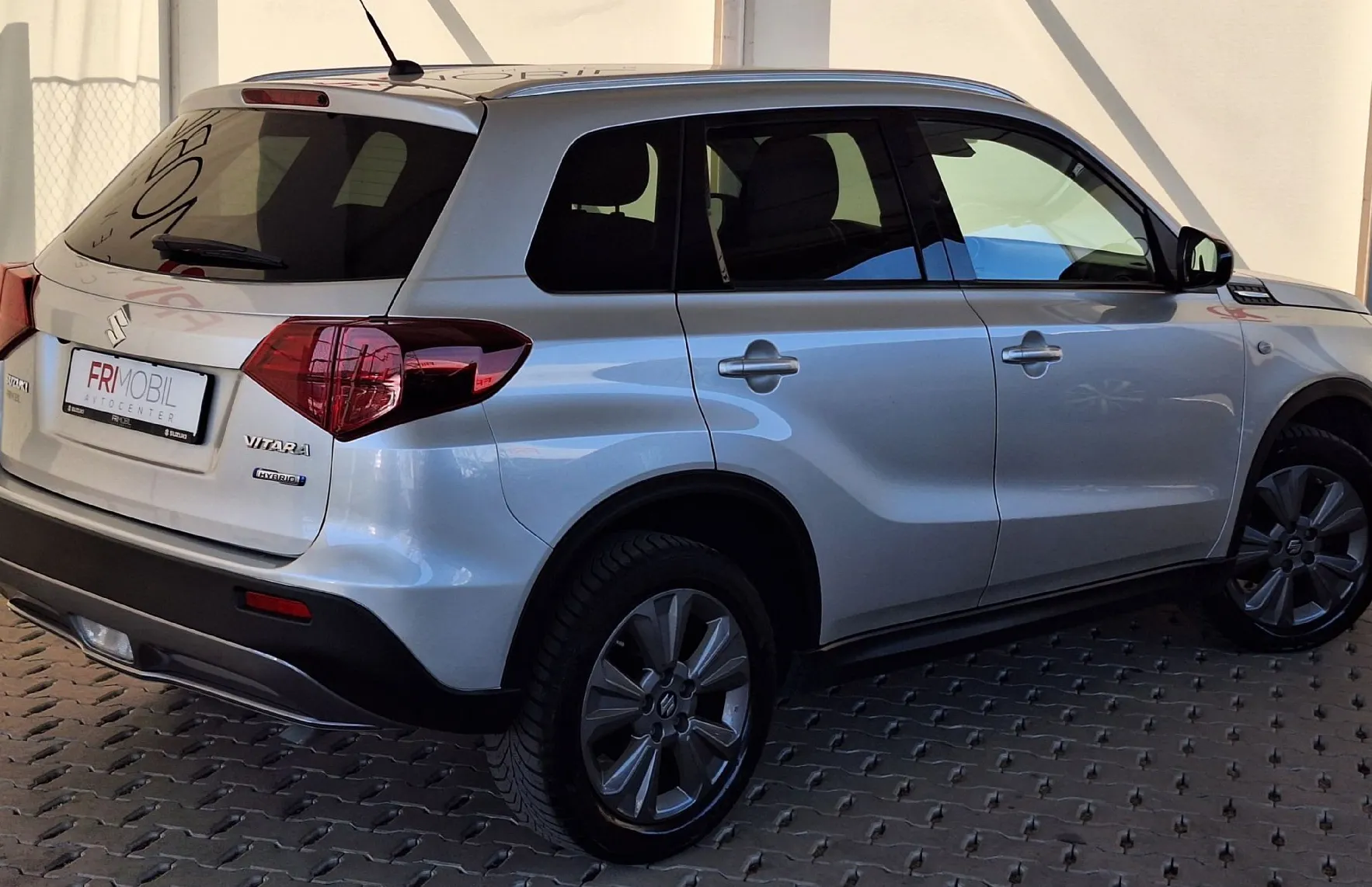 Zunanja slika - Suzuki Vitara - 1.4 BOOSTERJET HYBRID PREMIUM ALLGRIP - 3