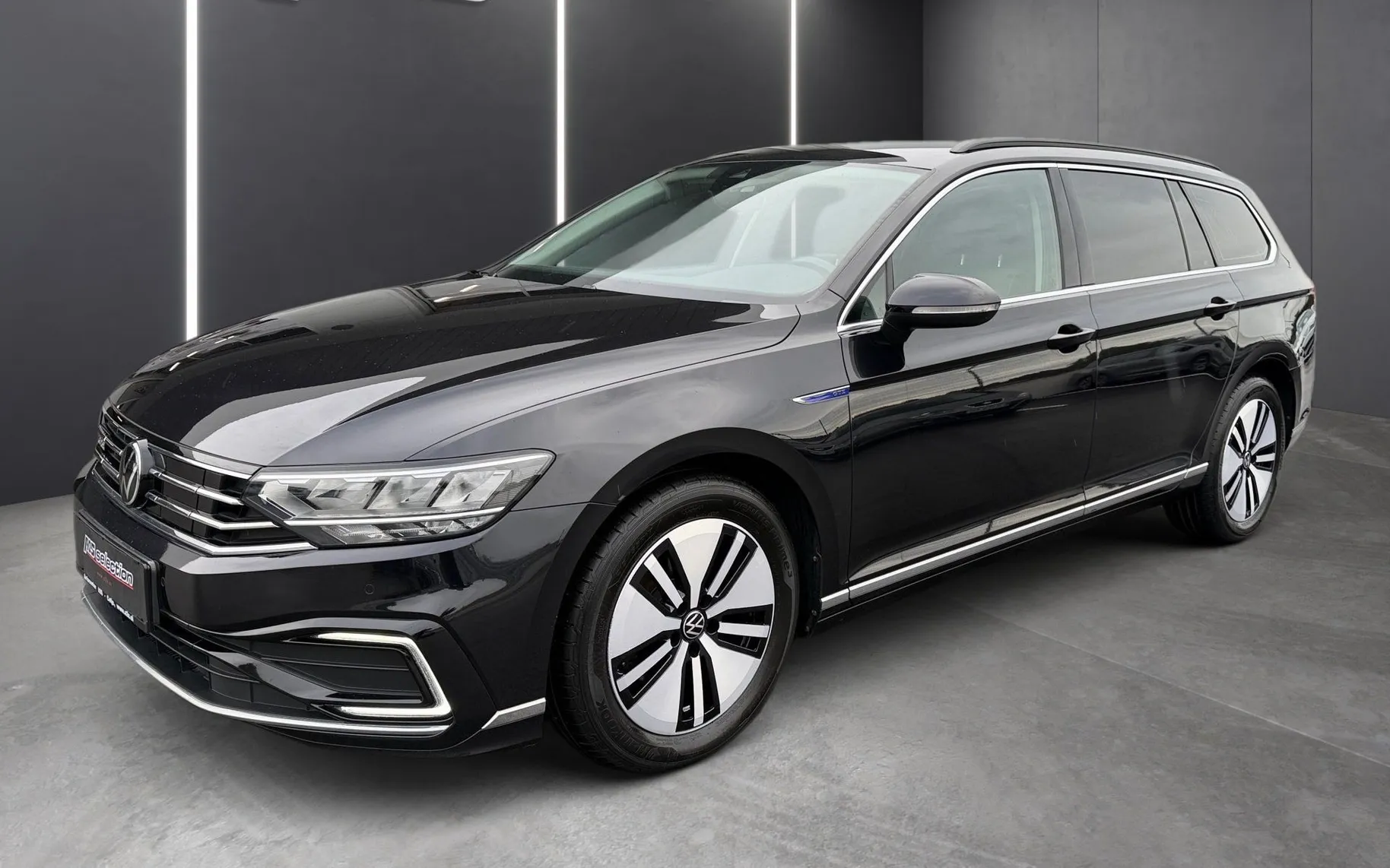 Zunanja slika - Volkswagen Passat Variant - 1.4 GTE- LED-ACC-Mrtvi kot-PDC-Vzvratna kamera - 1