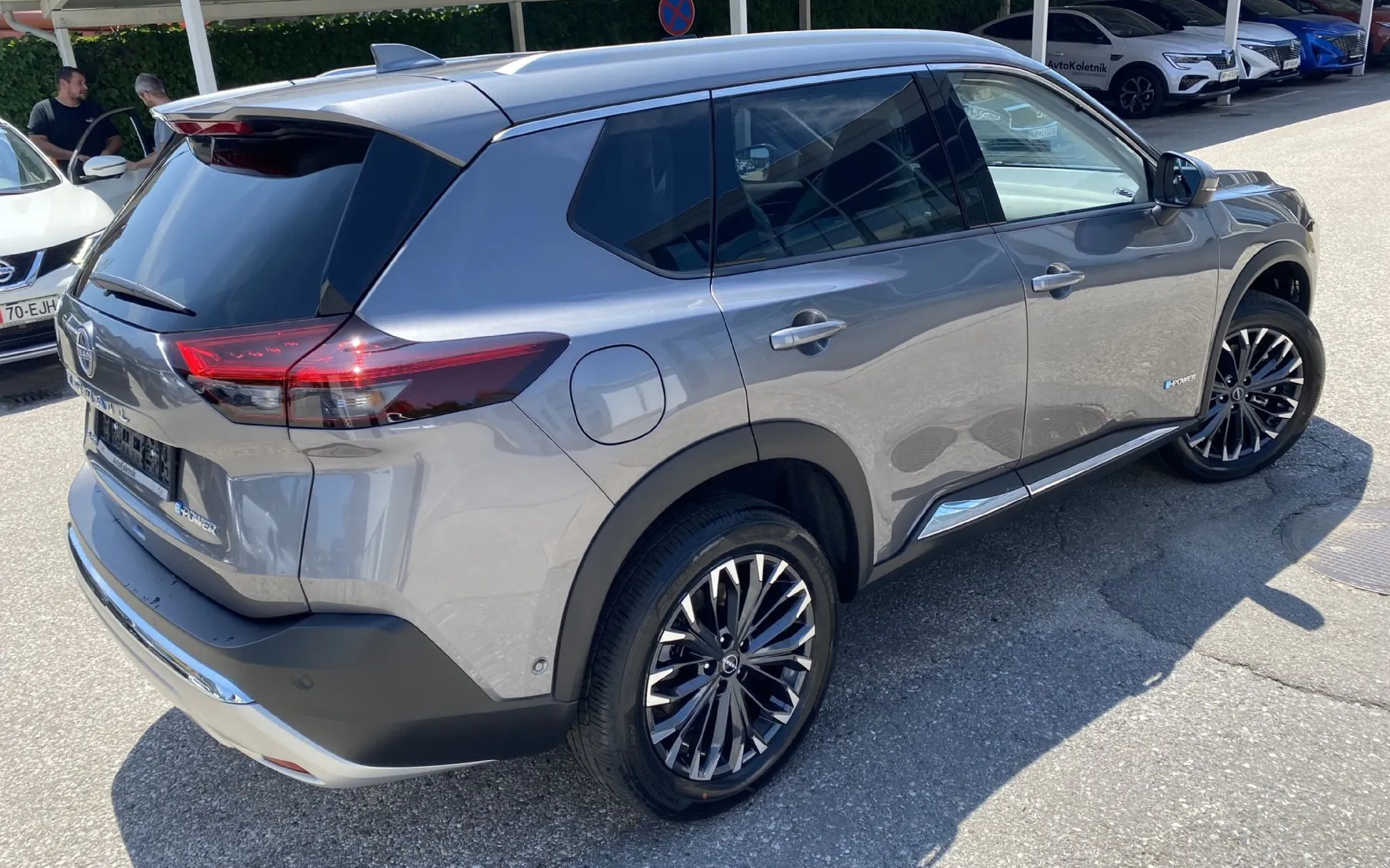 Zunanja slika - Nissan X-Trail - 1.5 HEV E-4ORCE 213 TEKNA. - 10