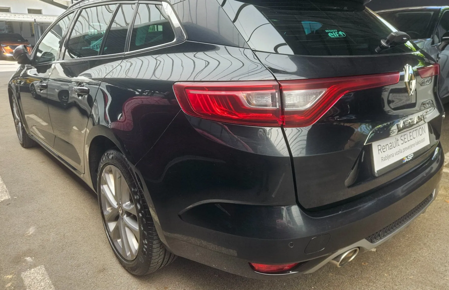Zunanja slika - Renault Mégane - Megane  Grandtour dCi 110 GT Line - 4