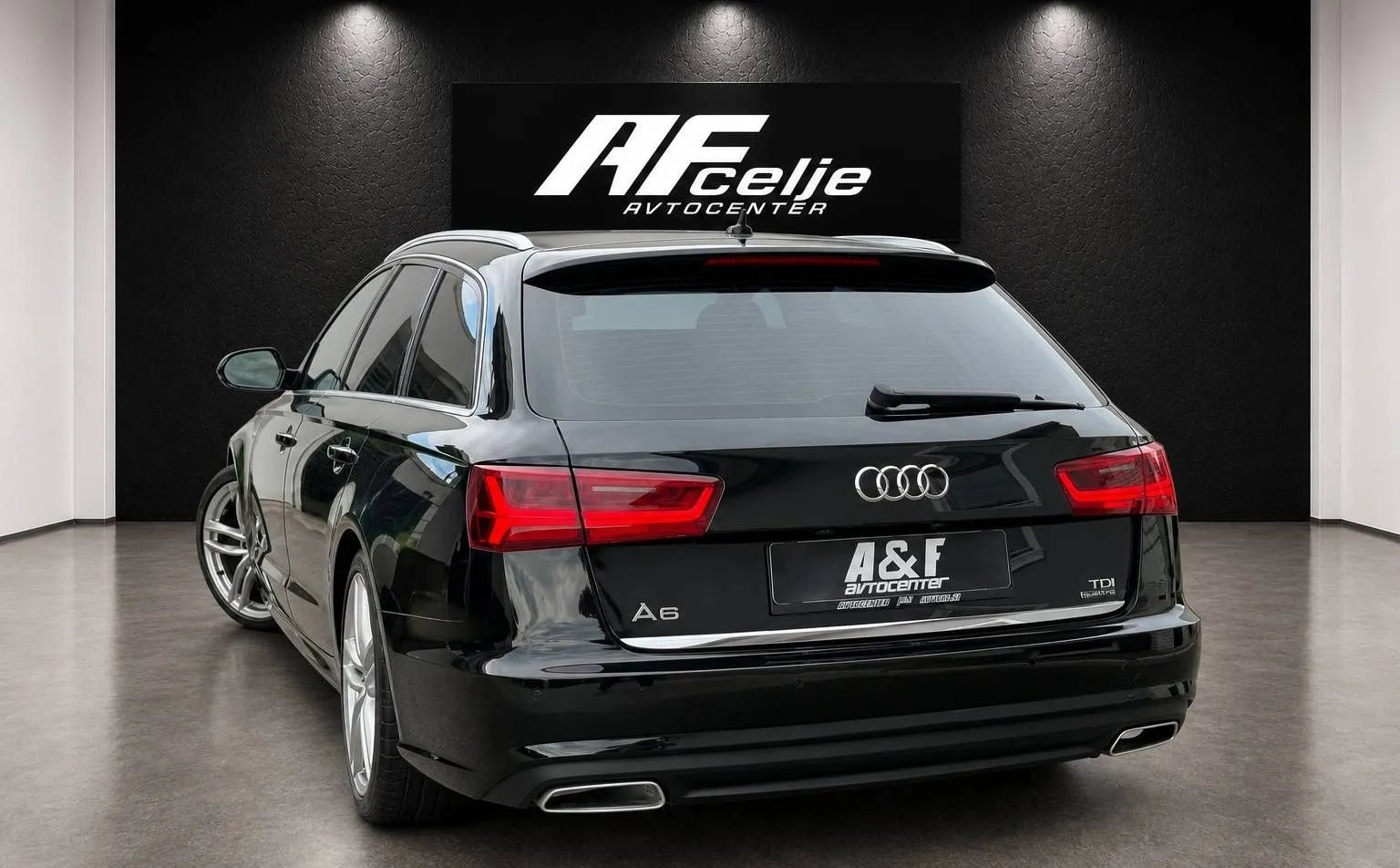 Notranja slika - Audi A6 Avant - 2.0 TDI-AUT-Q-4X4-XENON+LED-LIZING ZA TUJCE- - 9