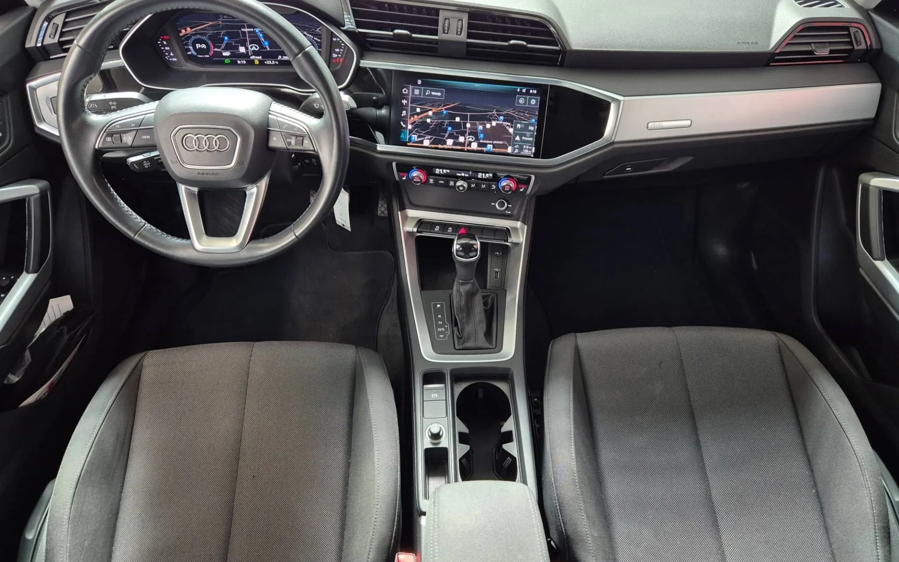 Notranja slika - Audi Q3 - 35 TFSI S tronic 110 150 ODLIČEN SUPER PRILOŽNO - 7