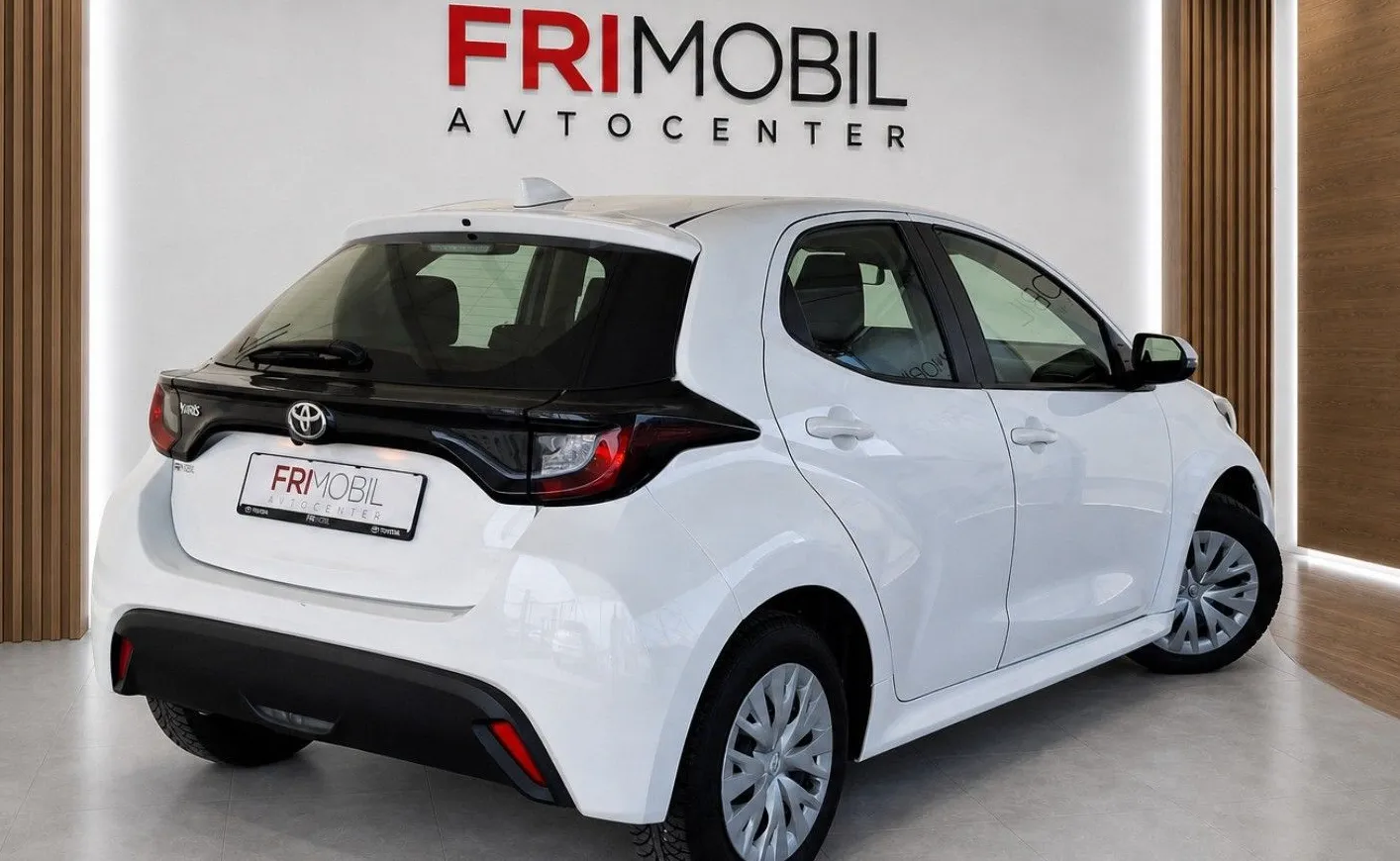 Zunanja slika - Toyota Yaris - 1.5 VVT-iE Stella •Slovensko vozilo•... - 3