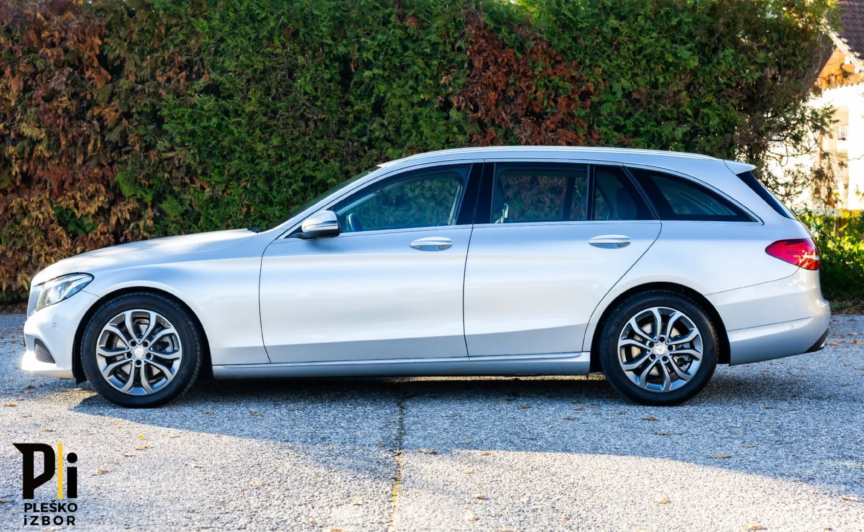 Zunanja slika - Mercedes-Benz C-Razred - C 200d AVANTGARDE - 3