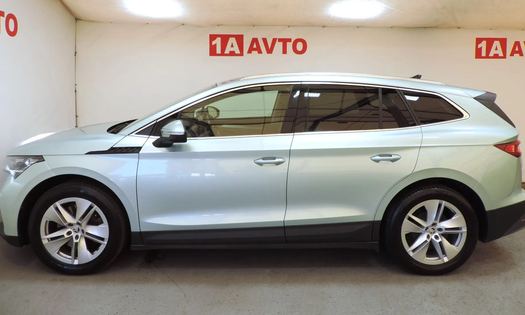 Zunanja slika - Škoda Enyaq - 80 USNJE-ACC-KAMERA-MRTVI KOTI - 8