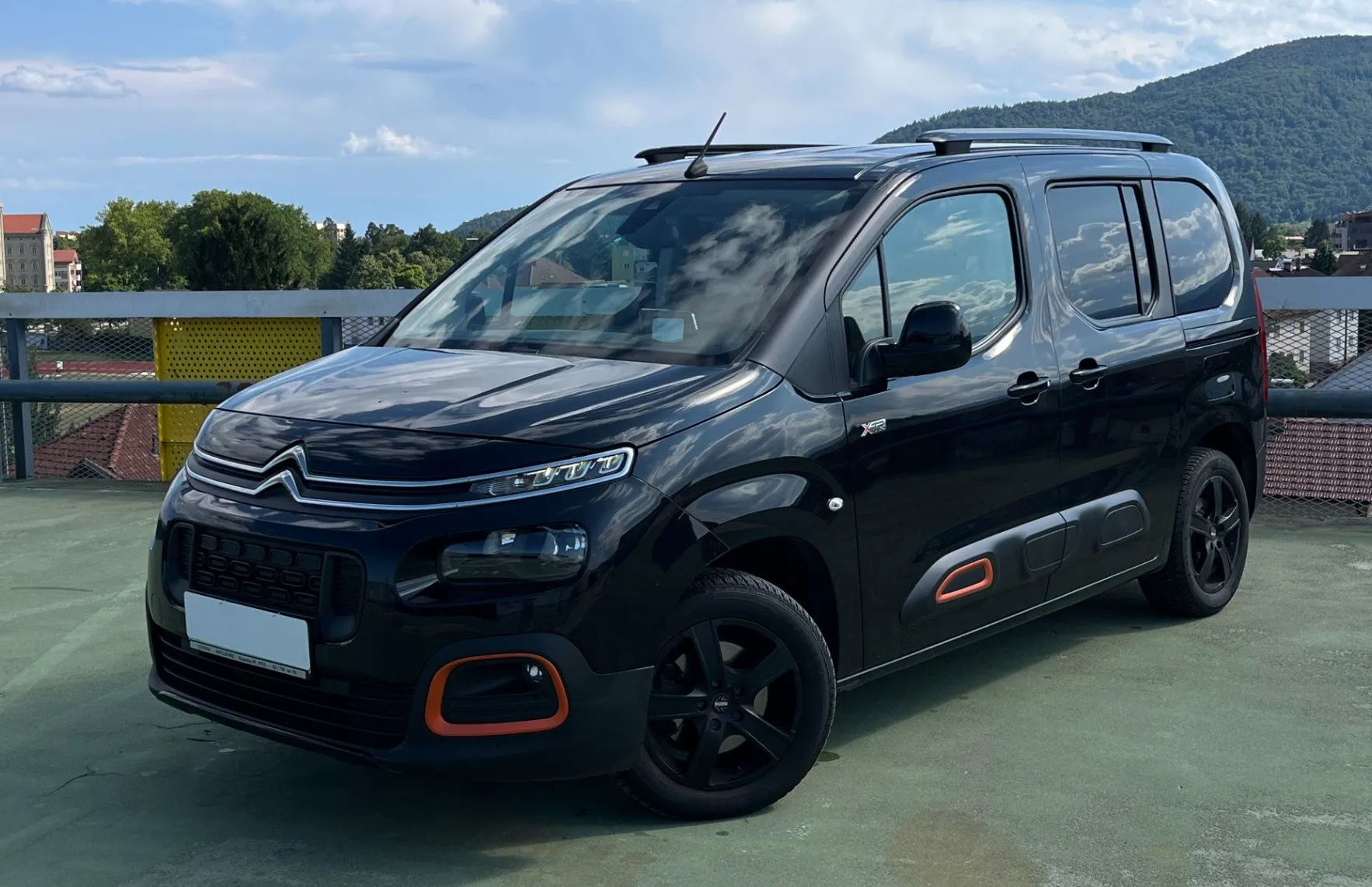Zunanja slika - Citroën Berlingo - 1.5 BlueHDi 130 XTR NAVI.KAMERA.2XPDC - 1