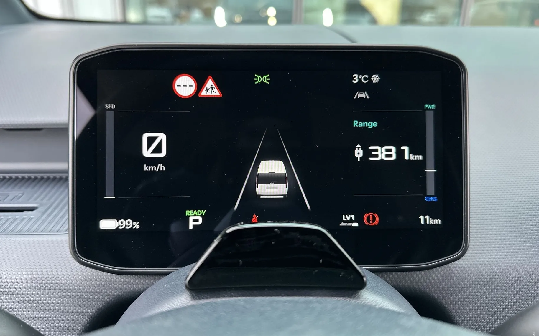 Notranja slika - KIA PV5 - 71.2 kWh baterija 120 kW 163 KS  Quantum - 12