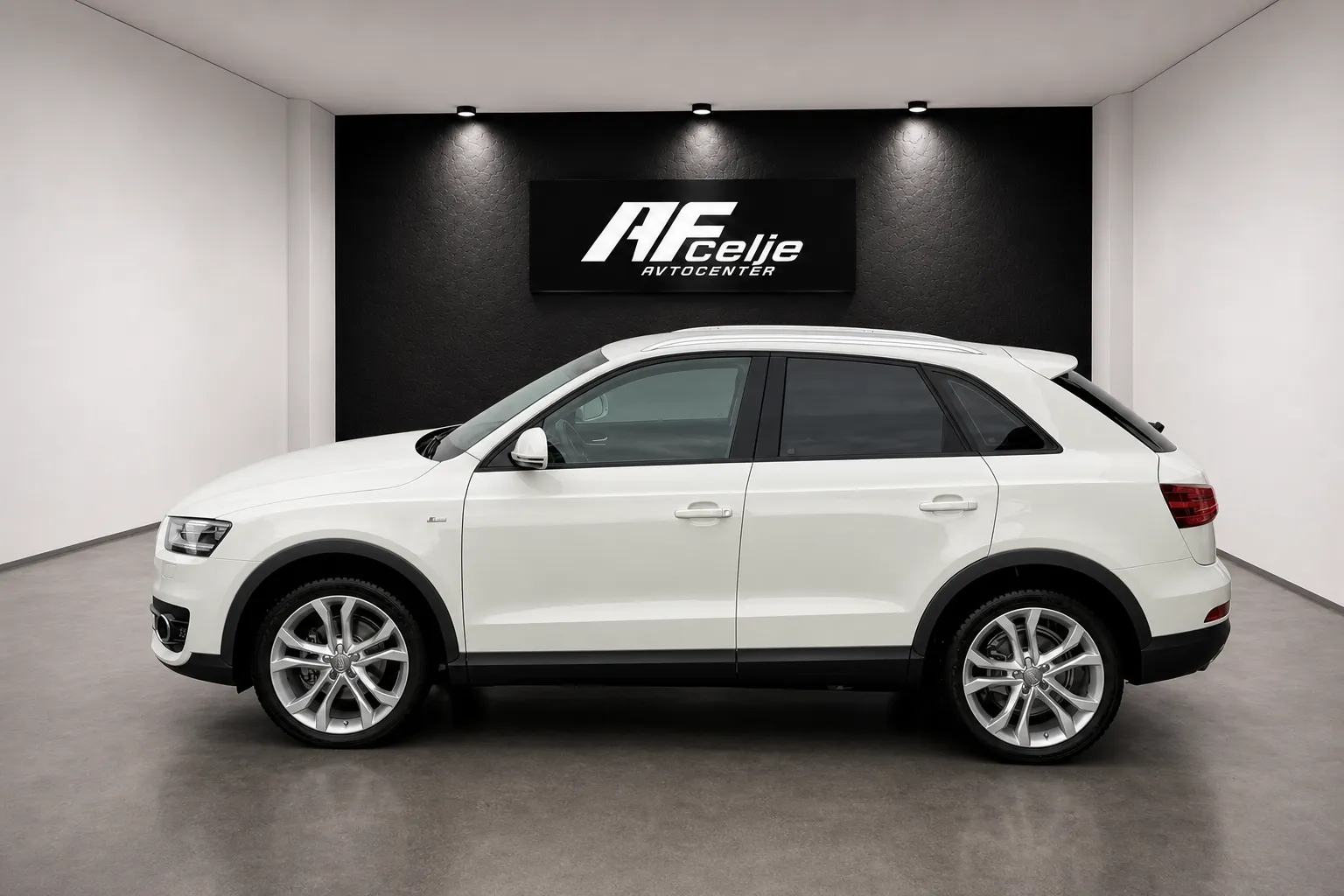 Zunanja slika - Audi Q3 - 2.0 TDI-91.000km-1 LASTNIK-LIZING ZA TUJCE-XENON.. - 6