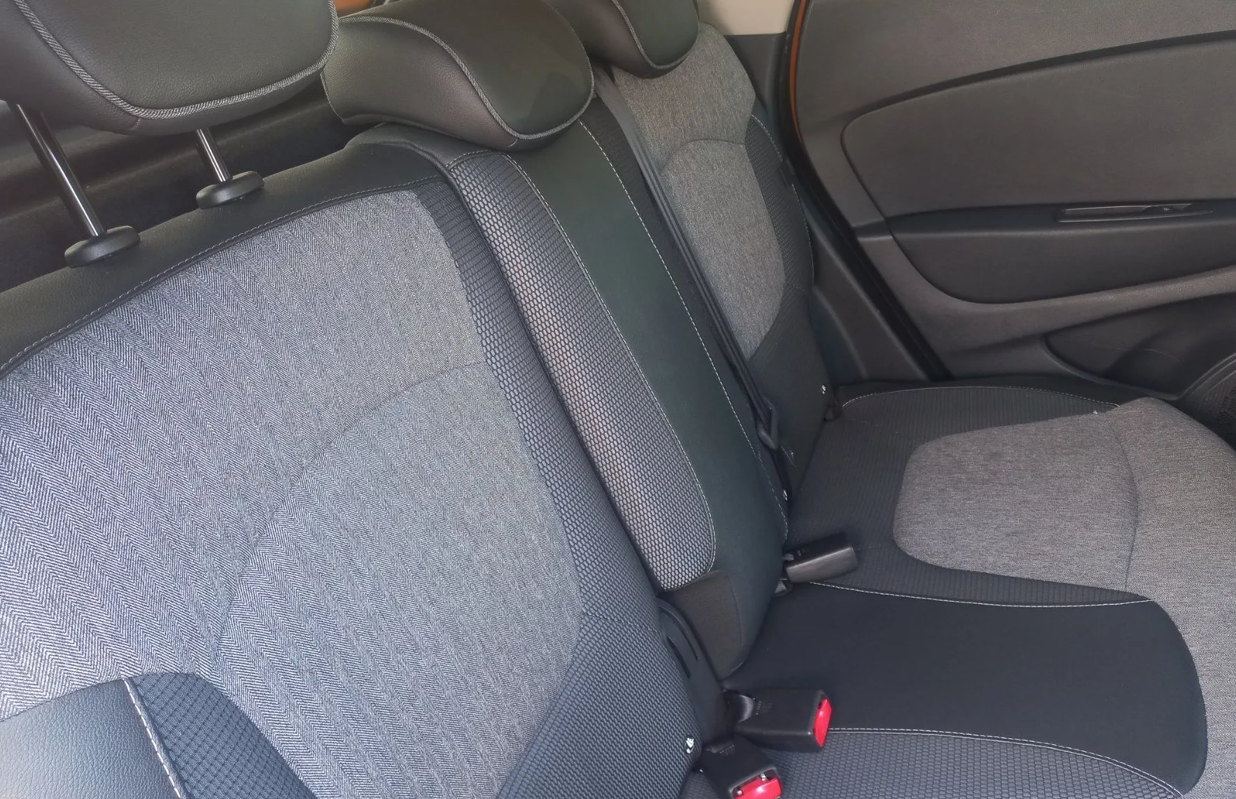 Zunanja slika - Renault Captur - TCe 90 Energy Outdoor - 8
