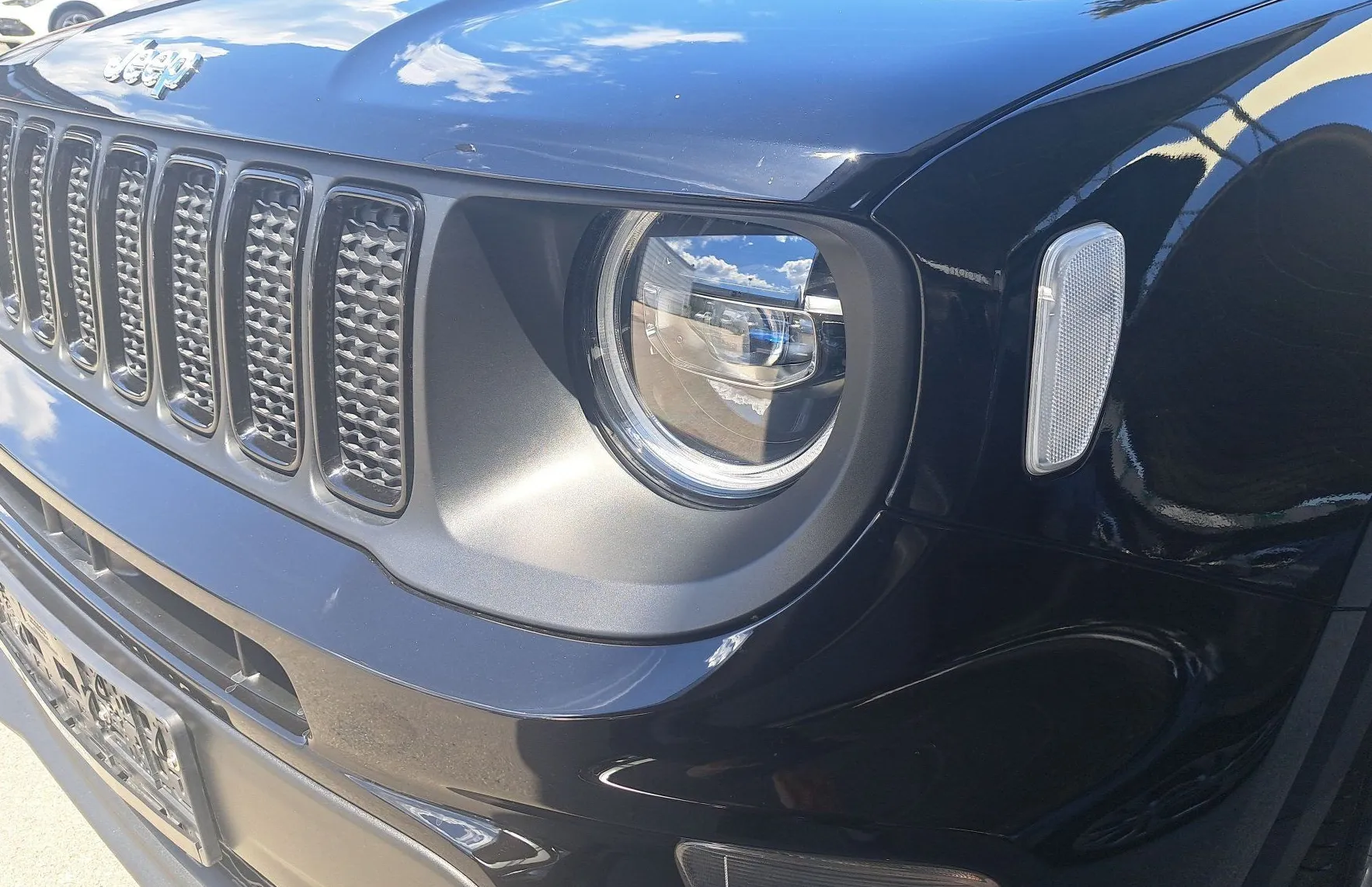 Zunanja slika - Jeep Renegade - 1.5 T4 e-Hybrid DCT - 5