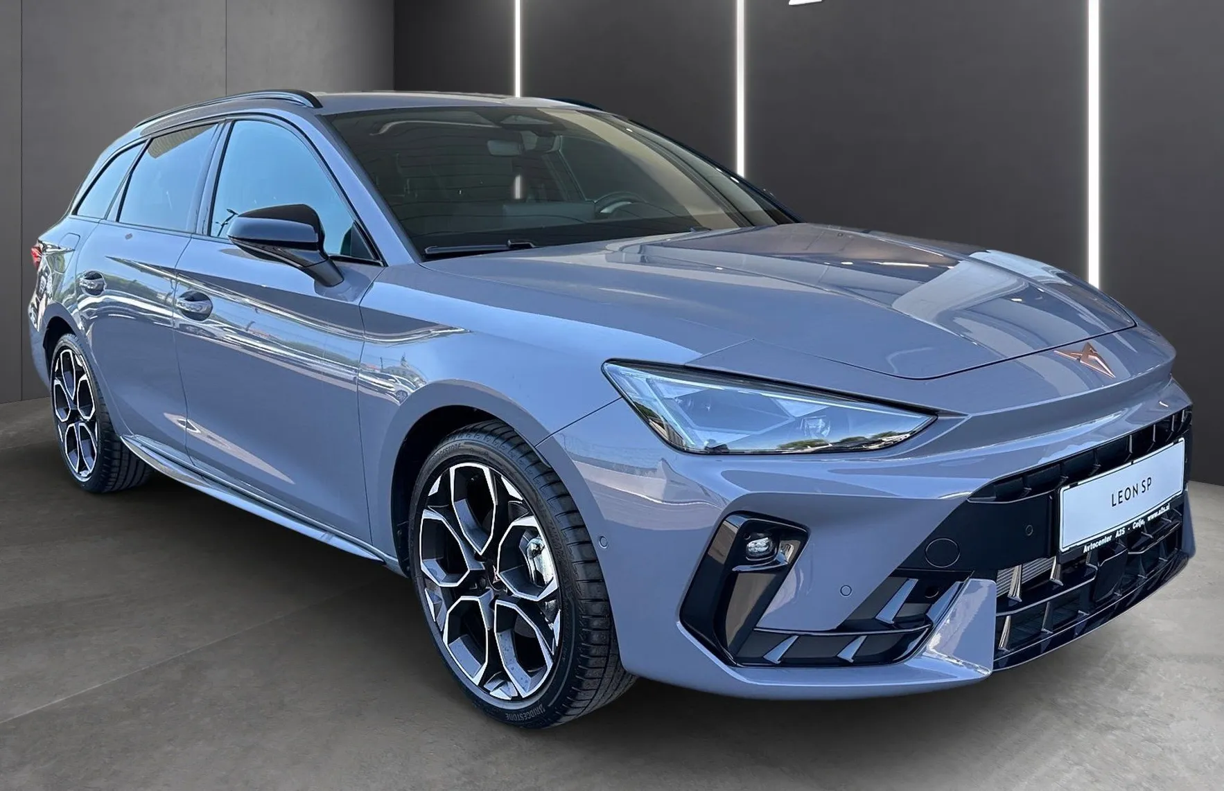 Zunanja slika - Cupra Leon - ST 1.5 eTSI DSG - 2