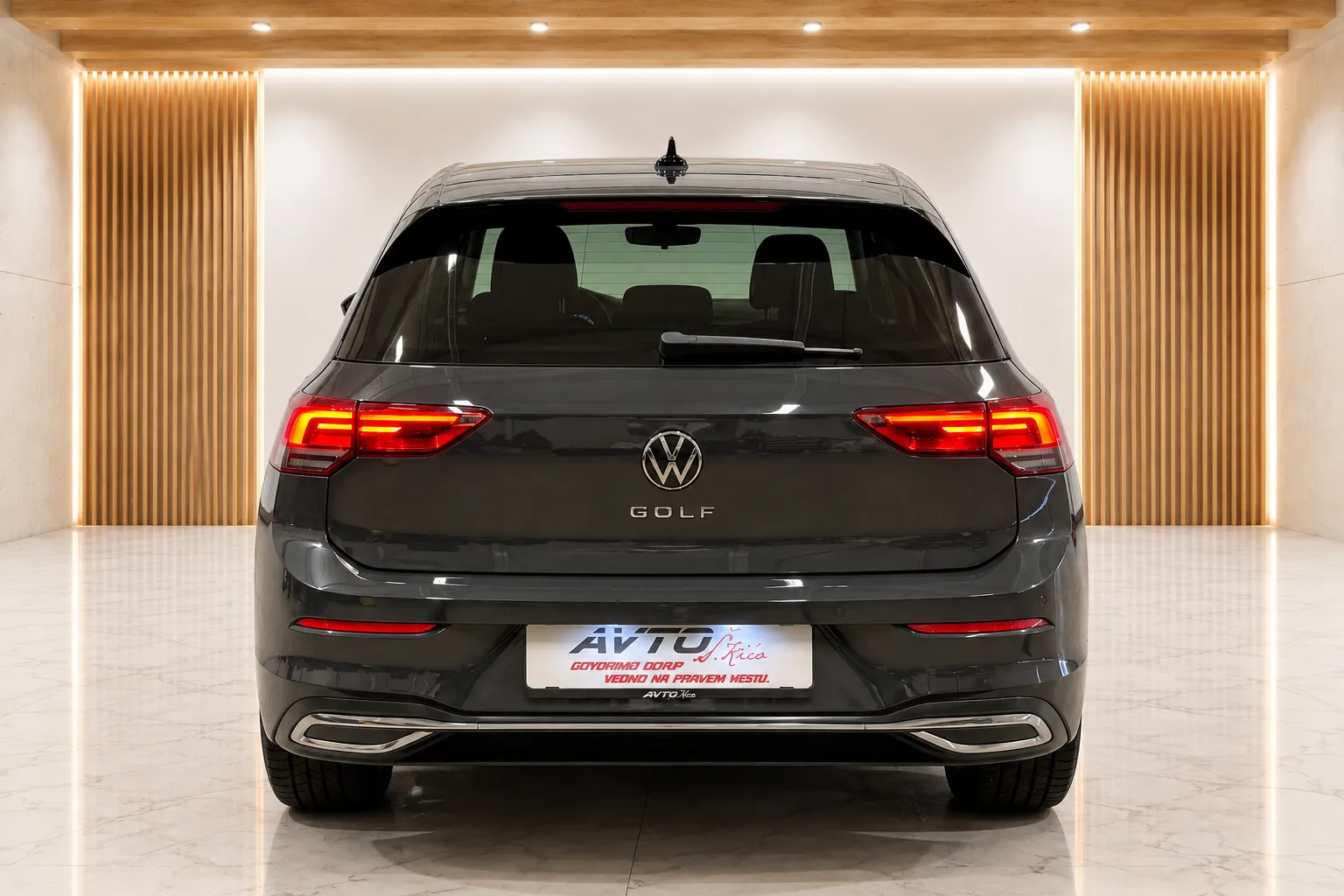 Notranja slika - Volkswagen Golf - 2.0 TDI-STYLE-VIRTUAL-IQ-ACC-KAMERA-NAVI-MEMORY - 8