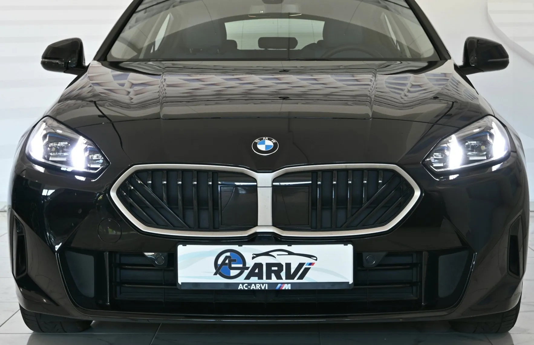 Zunanja slika - BMW Serija 1 - : 118d Avt.-ADAPT.LED-KAMERA-AMBIENT - 2