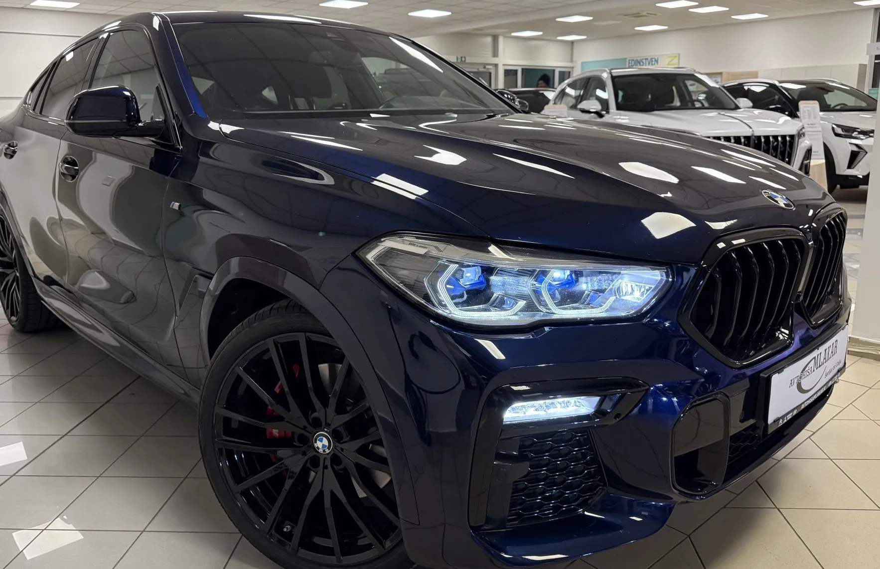 Zunanja slika - BMW X6 - serija : xDrive30d -M-SHADOW-TANSANITE-LASER-ZRAČNO.-22COL - 1