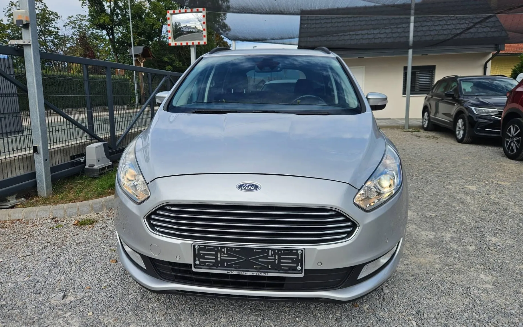 Notranja slika - Ford Galaxy - 2.0 TDCi Titanium AVT.  NAVI 7 SEDEŽEV - 7