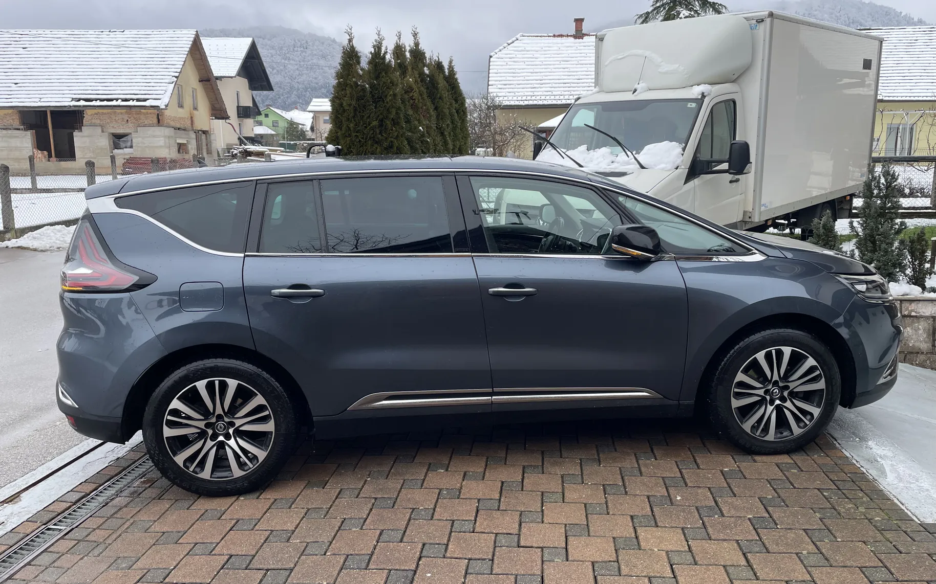 Zunanja slika - Renault Espace - TCe 225 Energy Start&Stop Initiale Paris EDC - 2