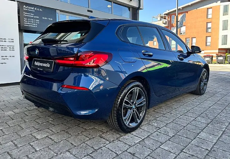 Zunanja slika - BMW Serija 1 - : 118i Sport Line  AUT -   REZERVIRAN - 3