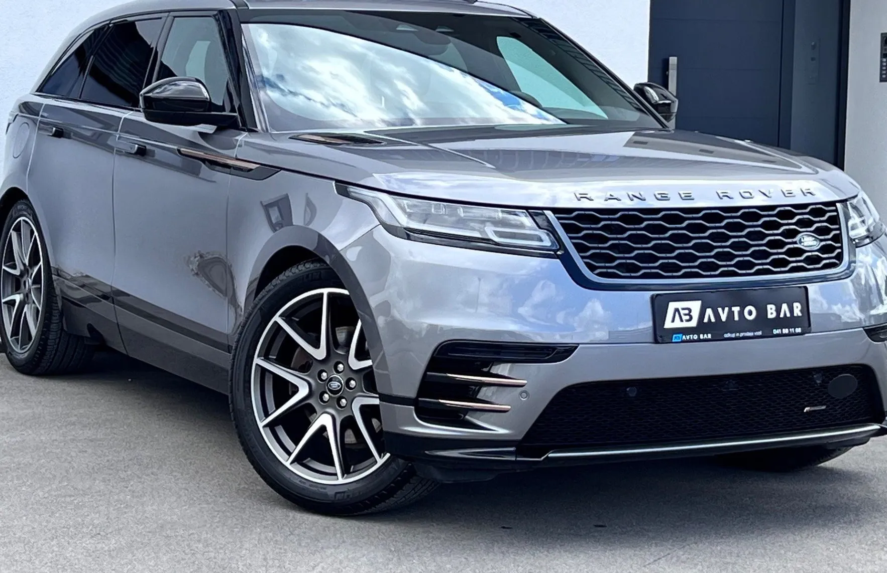 Zunanja slika - Land Rover Range Rover Velar - R-DYNAMIC+SLO+1.LAST+MATRIX+3D+ACC+AWD+HF-FI - 3