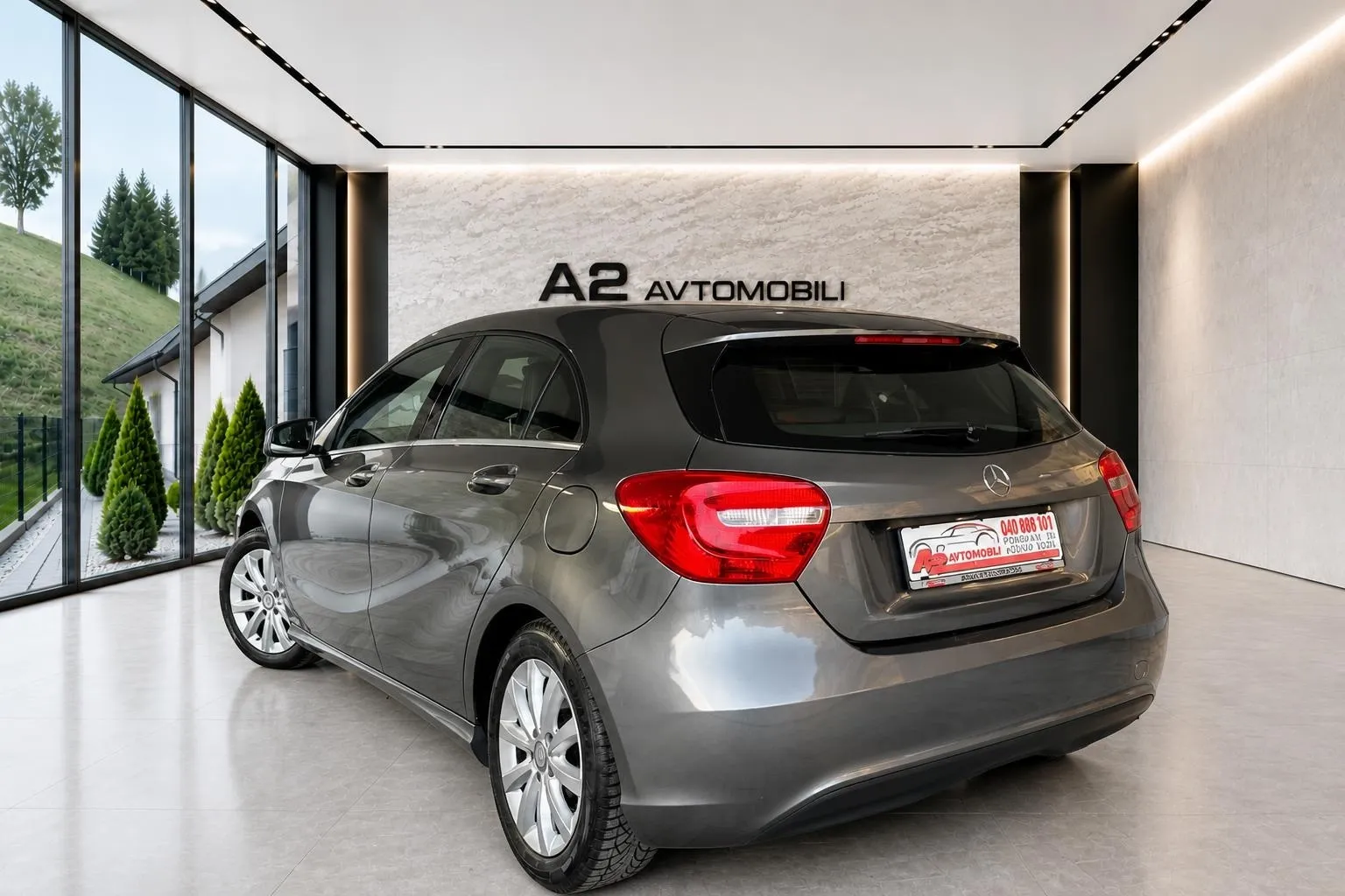 Zunanja slika - Mercedes-Benz A-Razred - 180 -AMG SEDEŽI-KLIMA-ALU- - 5