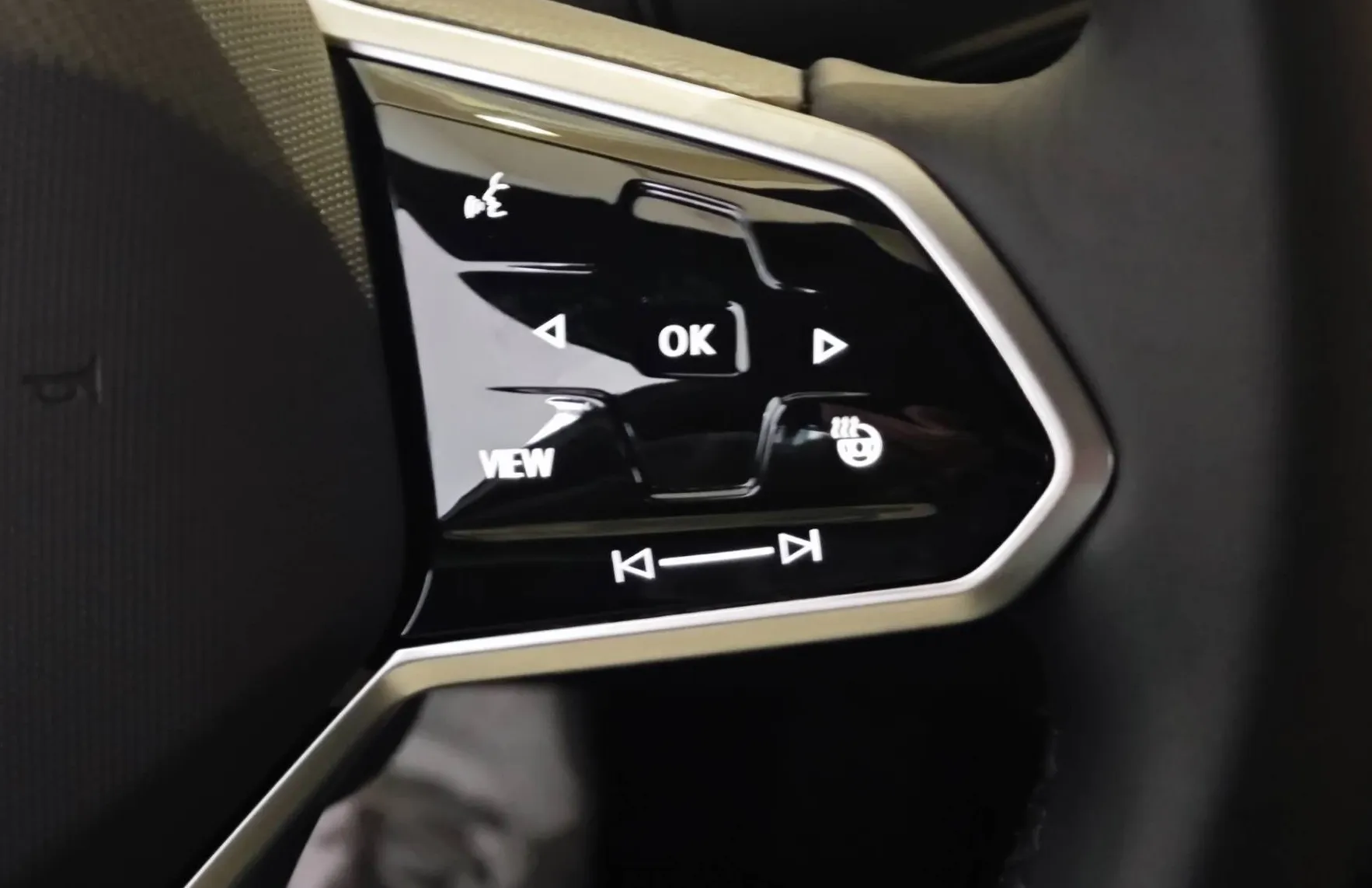 Zunanja slika - Volkswagen ID.4 - Pure Limited 52 kWh| 22600€ za podjetja| - 13