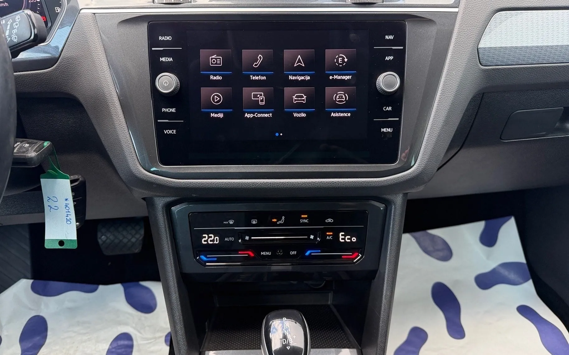 Notranja slika - Volkswagen Tiguan - 1.4 TSI eHybrid Life DSG-LED-ACC-Mrtvi kot-Virtual - 9