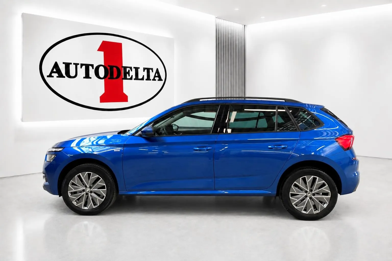 Zunanja slika - Škoda Kamiq - 1.5 TSI Ambition Tour DSG - 3